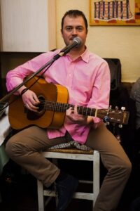 466416211_9235406603145637_6623975504834338726_n-200x300 Ούζο στον Πίνακα Μουσικοταβέρνα Τηλέφωνο Θεσσαλονίκη