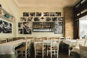 49203364_2270379779648389_8206244916972486656_n-300x200 Ούζο στον Πίνακα Μουσικοταβέρνα Τηλέφωνο Θεσσαλονίκη