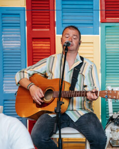 508830031_122166459188505203_3968659741196212241_n-240x300 Παλιό Λιμανάκι Ρεμπετάδικο Θεσσαλονίκη