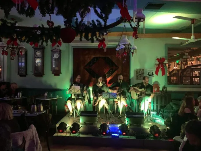 IMG_5818-scaled-e1755479297903 Η Πρίγκηπος Ρεμπετάδικο Θεσσαλονίκη Μουσική Σκηνή Tηλέφωνο