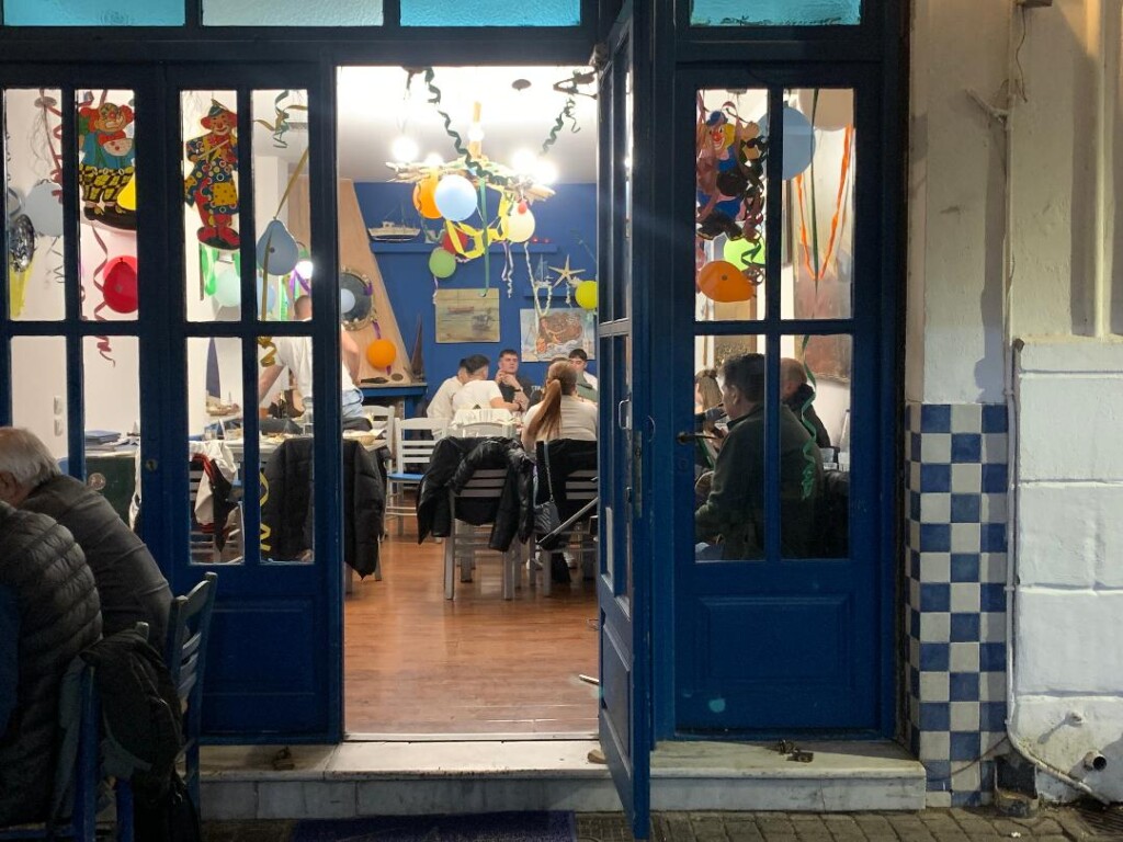 thumbnail-4-1-1024x768 Το δίχτυ Ρεμπετάδικο ζωντανή μουσική Θεσσαλονίκη