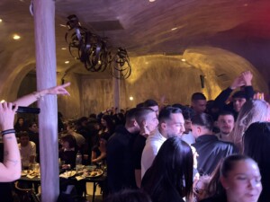 viber_image_2025-02-11_08-52-00-041-300x225 Restaurant with Live Greek Music Ladadika Thessaloniki Merlot