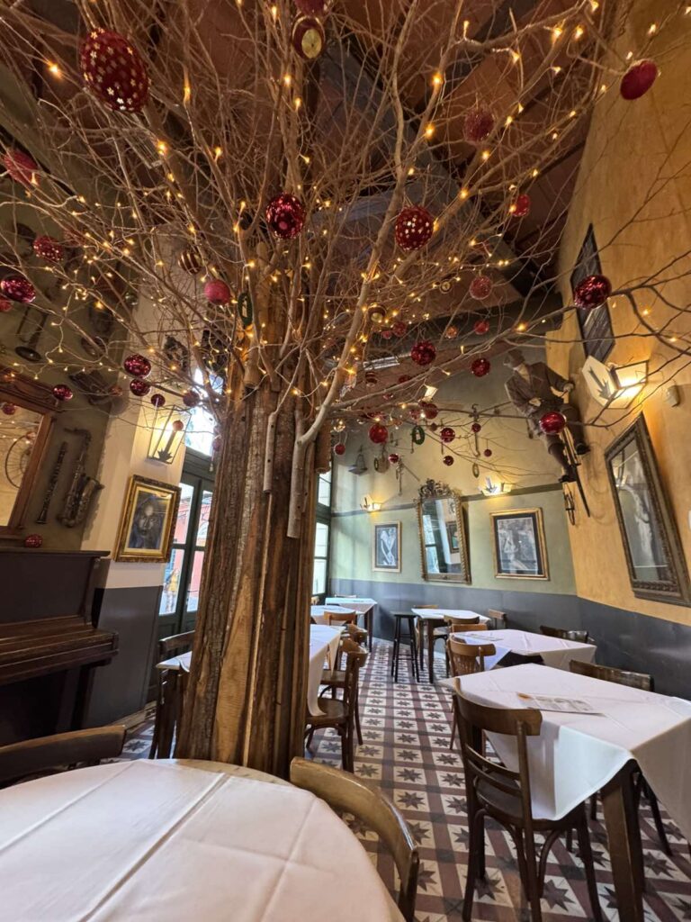 viber_image_2026-01-08_16-07-45-231-768x1024 Ζύθος Ρεμπετάδικο Θεσσαλονίκη Λαδάδικα