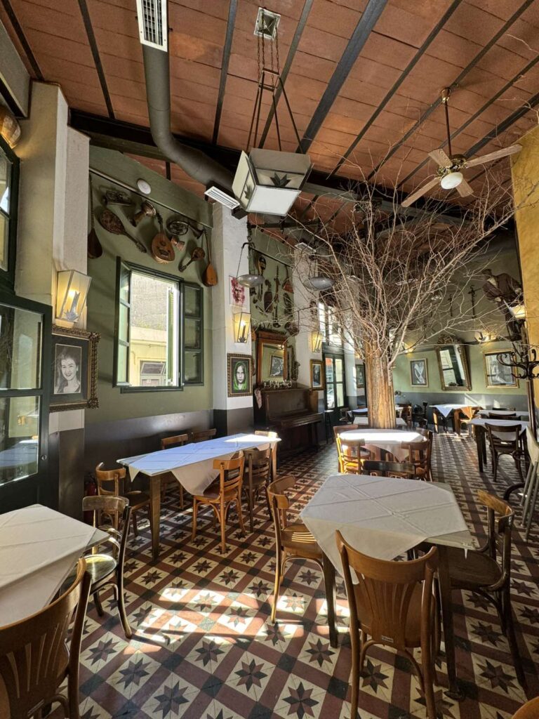 viber_image_2026-01-08_16-12-35-643-768x1024 Ζύθος Ρεμπετάδικο Θεσσαλονίκη Λαδάδικα